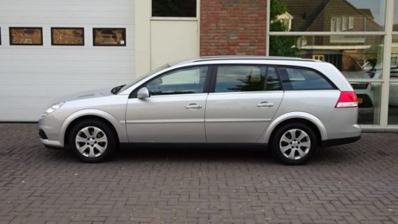 Opel Vectra Wagon - Station1.9 CDTI 150PK AUTOMAAT BUSINESS - 1