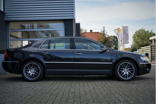 Volkswagen Phaeton - 6.0 W12 5p. -Full Options *Youngtimer - 1