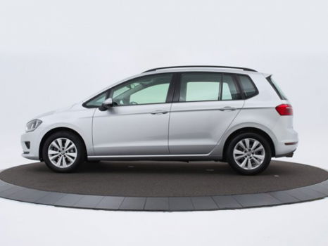 Volkswagen Golf Sportsvan - 1.2 Tsi 110pk Comfortline | Navigatie | Clima | P-Sensoren | Inklapbare - 1