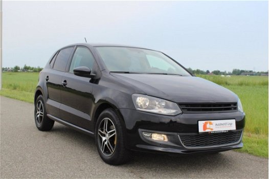 Volkswagen Polo - 1.4-16V Highline NAVI /CLIMATE /CRUISE /PDC - 1