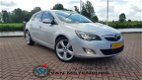 Opel Astra - 1.6 Sport Navi / 19 inch velgen - 1 - Thumbnail