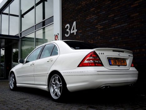 Mercedes-Benz C-klasse - 55 AMG LEDER NAVIGATIE LMV SCHUIFDAK 80.000KM - 1