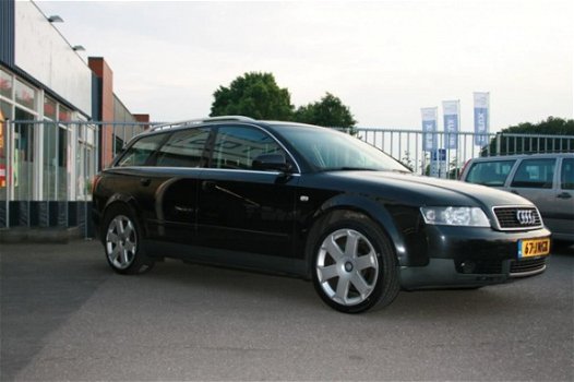 Audi A4 Avant - 2.0 Exclusive MT - 1