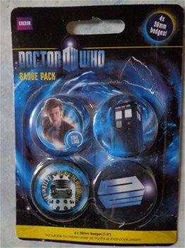 Dr Who badges - 1