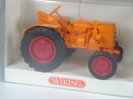 1:30 Wiking 877 Fahr Bulldog Traktor orange - 2