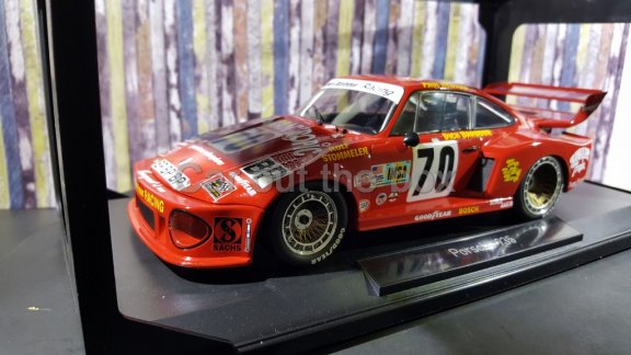 Porsche 935 Dick Barbour Racing 1:18 Norev - 6