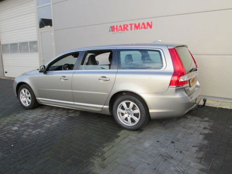 Volvo V70 - 1.6 T4 KINETIC Trekhaak - 1