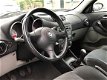 Alfa Romeo 147 - 1.6 T.Spark Veloce Distinctive 2002 5-deurs Airco NAP Goed rijdend - 1 - Thumbnail