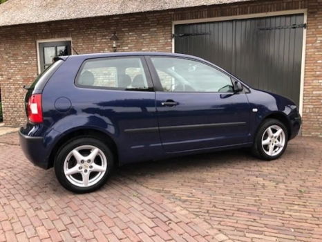 Volkswagen Polo - 1.2-12V Velgen - Airco - Centrale Vergrendeling - 1