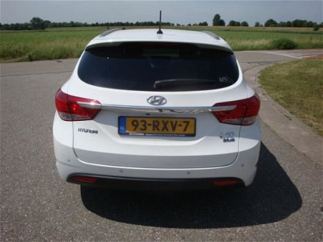 Hyundai i40 Wagon - navi camera xenon - 1