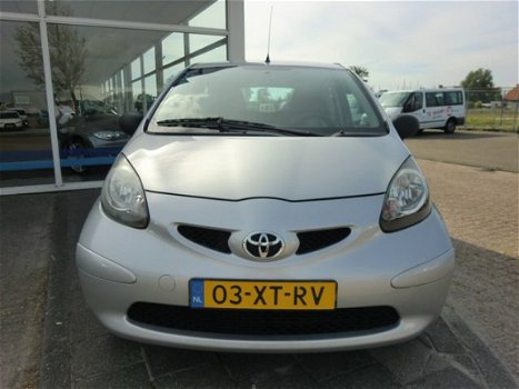 Toyota Aygo - 1.0-12V - 1