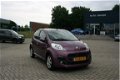 Peugeot 107 - 1.0 Envy 5drs (14.279 km / 1e eigenaar) - 1 - Thumbnail