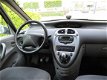 Citroën Xsara Picasso - 1.6 (Airco, Cruise, Trekhaak, PDC) - 1 - Thumbnail