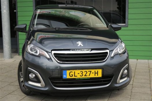 Peugeot 108 - 1.0 e-VTi / Luxe Uitv / Navi. Touchscreen / CruiseControl / Led - 1