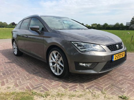 Seat Leon ST - 2.0 TDI FR Dynamic 150PK - 1