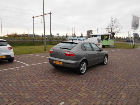 Seat Leon - 1.8-20V Sport Automaat Leer Airco ( Inruil mogelijk ') - 1