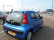 Peugeot 107 - 1.0-12V Urban Move Dealer onderhouden ( Inruil mogelijk ) - 1 - Thumbnail