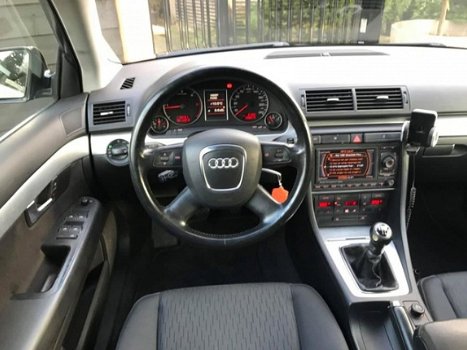 Audi A4 Avant - 3.0 TDI quattro Pro Line 6-BAK/XENON/NAVI/PDC - 1