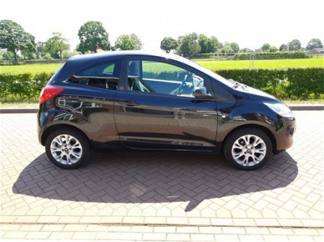 Ford Ka - 1.2 Titanium 2010 met Airco en apk tot 2020 - 1