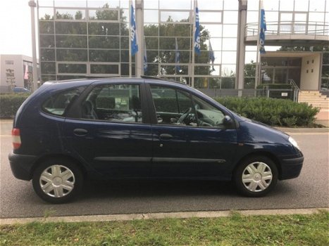 Renault Scénic - 1.6-16V Expression Sport 1 jaar apk ( AIRCO ) - 1