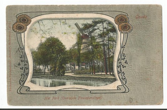Oude ansichtkaart Gouda : Het Park( overzijde Fluweelensingel), molen - 1
