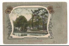 Oude ansichtkaart Gouda : Het Park( overzijde Fluweelensingel), molen