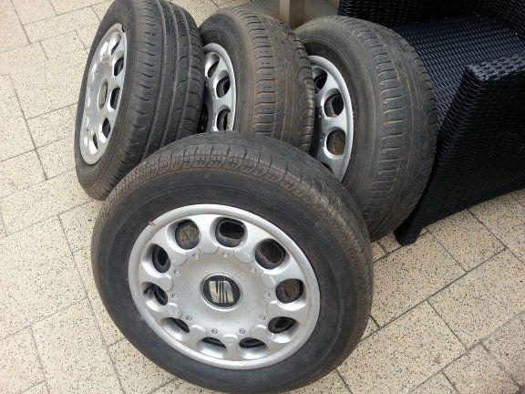 Zomerbanden en velgen steek 5x100, 195/65R/15 - Afbeelding 2