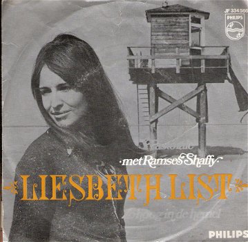 Liesbeth List (met Ramses Shaffy -Pastorale -fotohoes - 1