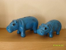 decoratieve blauwe nijlpaardjes