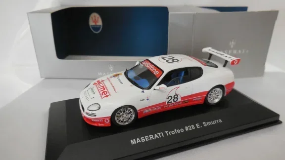 1:43 Ixo GTM016 Maserati Trofeo #28 E. Smurra Vodafone - 1