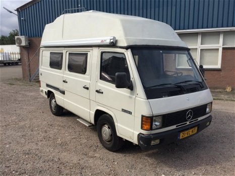 Mercedes MB100 buscamper 2.4 Diesel 75pk - 1