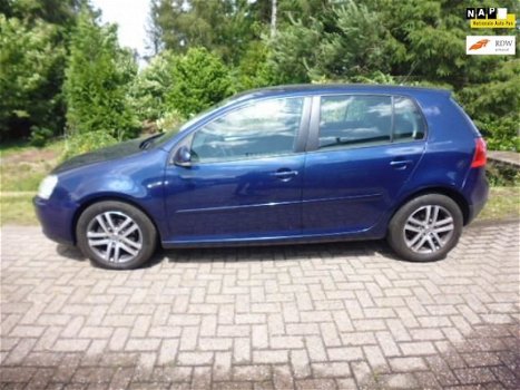 Volkswagen Golf - 1.6 Trendline - 1