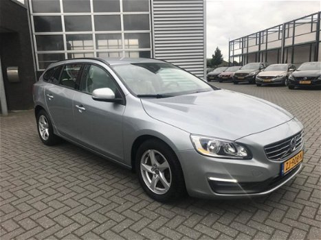 Volvo V60 - 2.0 D3 2014 Navi Pdc Leder Cam winterpakket - 1