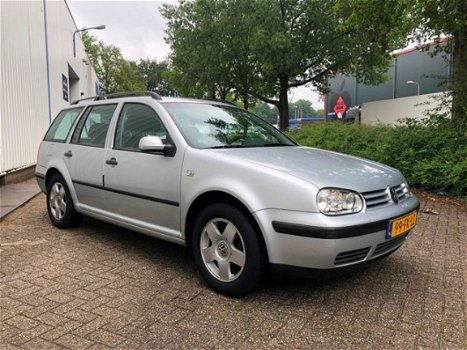 Volkswagen Golf Variant - 1.6-16v Sportline - 1