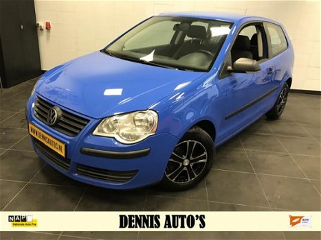 Volkswagen Polo - 1.2-12V Turijn Met airco, lm velgen, Apk Nieuw - 1