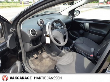 Peugeot 107 - 1.0 Active 5 DEURS / AIRCO / CENTRALE VERGRENDELING / ELEKTRISCHE RAMEN - 1