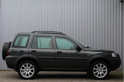 Land Rover Freelander Station Wagon - 2.0 TD4 GANT LEER DAK NAVI 17 INCH - 1