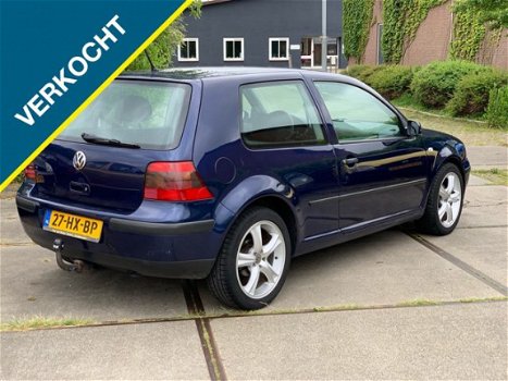 Volkswagen Golf - 1.6-16V MasterEd/Airco/Stuurbkr/LM17 - 1