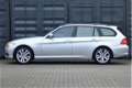 BMW 3-serie Touring - 318i 143pk clima cruise pdc 17 inch nwe banden - 1 - Thumbnail