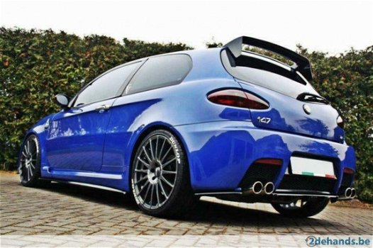 Centre Rear Splitter (Verticale Strepen) Alfa Romeo 147 GTA - 3