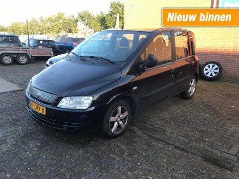 Fiat Multipla - 1.9 JTD ACTIVE PLUS 6-Persoons MOTOR DEFECTloopt en rijdt wel - 1