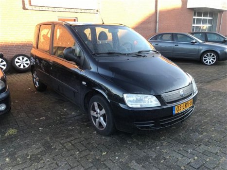 Fiat Multipla - 1.9 JTD ACTIVE PLUS 6-Persoons MOTOR DEFECTloopt en rijdt wel - 1