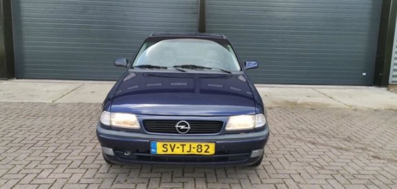 Opel Astra - 1.6i GL 1998 5DRS Blauw NAP*APK 2020*Elek.pakket - 1