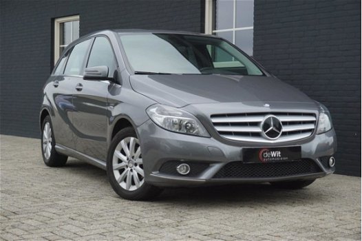 Mercedes-Benz B-klasse - 180 CDI Nieuw Model Navigatie-Pdc-Climate control - 1