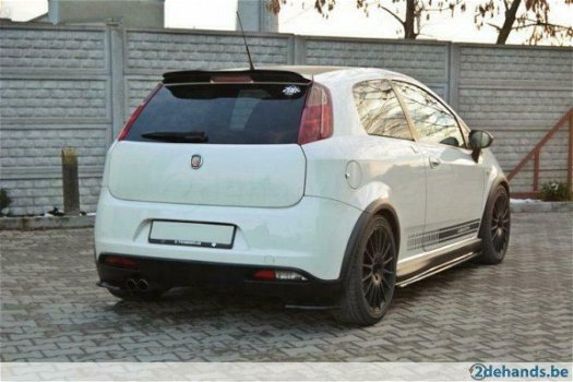 Fiat Grande Punto Abarth Rear Side Splitters - 7