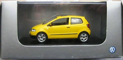 1:43 Schuco VW Volkswagen Fox geel - 1