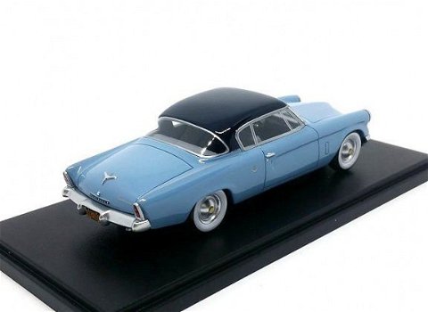 1:43 BoS Studebaker Commander Starliner 1953 twotone blauw - 1