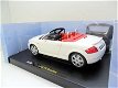 1:18 Revell 08487 Audi TT Roadster wit met softtop - 2 - Thumbnail