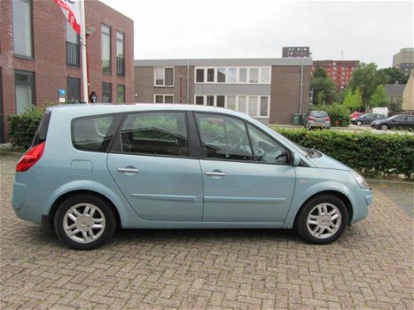 Renault Grand Scénic - 2.0 16V 5P AUT LPG NAVIGATIE ZEER LUX - 1