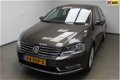 Volkswagen Passat - 1.4 TSI Comfort Executive Line BlueMotion AUTOMAAT GARANTIE APK - 1 - Thumbnail